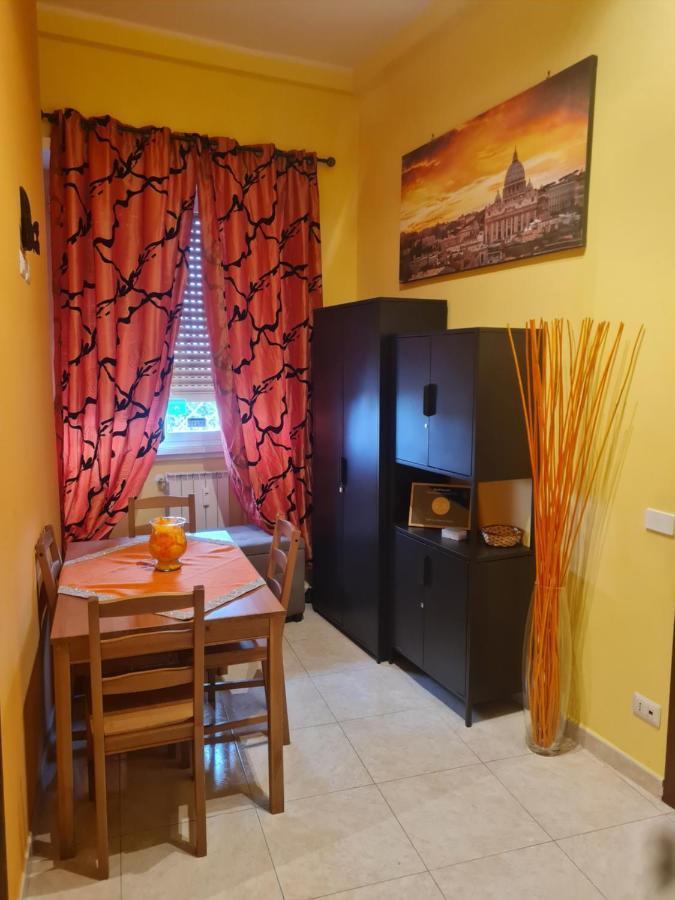 B&B La Casa Di Gabry โรม ภายนอก รูปภาพ